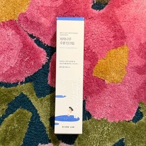 Birch Juice Moisturizing Sunscreen - White